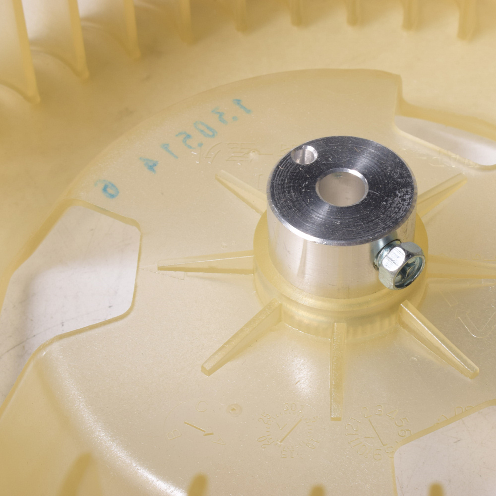 картинка Крыльчатка теплообменника (конденсатора) мобильного кондиционера в Сервисном центре «Близнецов»