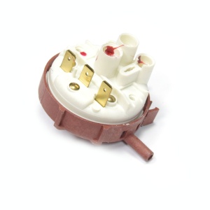 картинка Реле уровня посудомоечной машины в Сервисном центре «Близнецов»