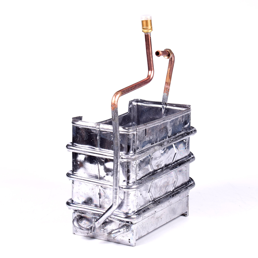 картинка Основной теплообменник газового водонагревателя в Сервисном центре «Близнецов»